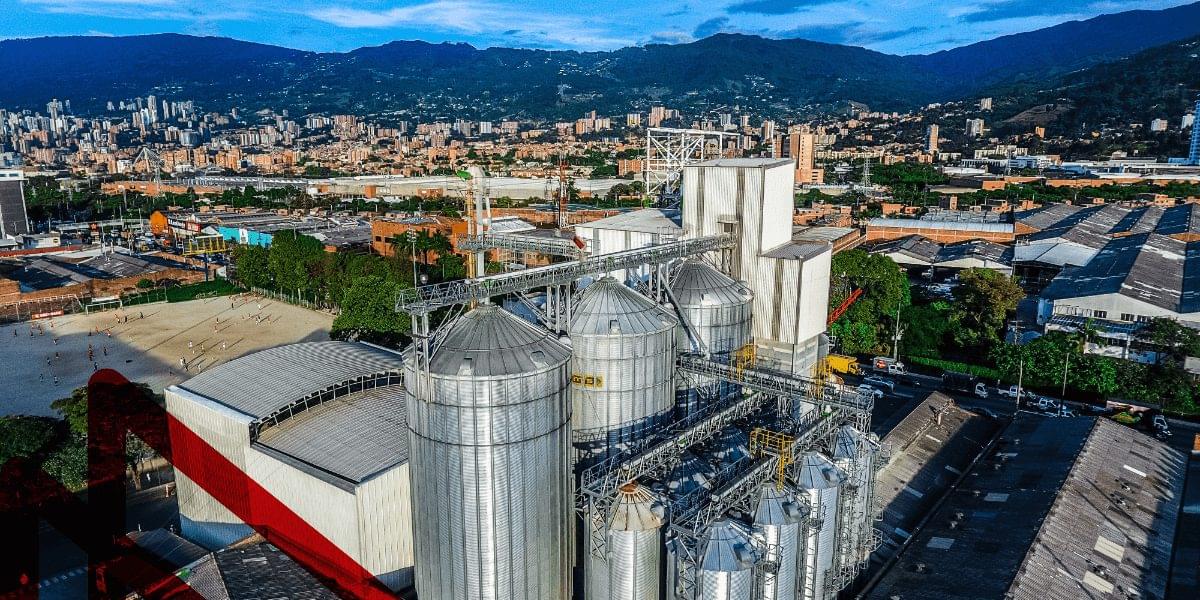slider proyectos alimentos concentrados: Colanta Itagui imagen 1