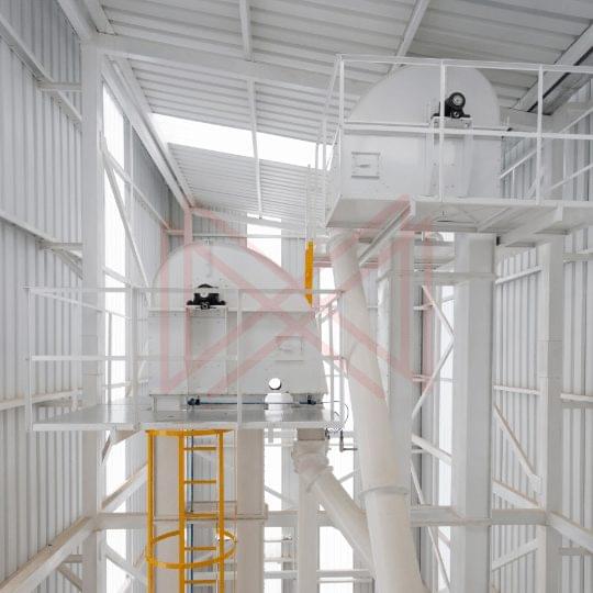 slider-equipos-alimentos-concentrados-elevador-de-cangilones-imagen-2